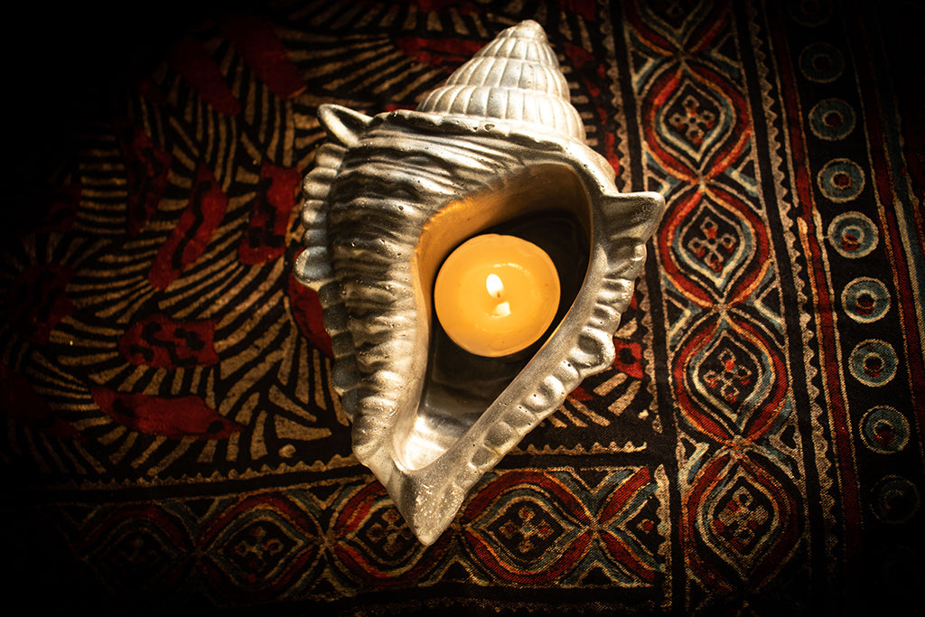 Silver Conch Shell Tealight Holder
